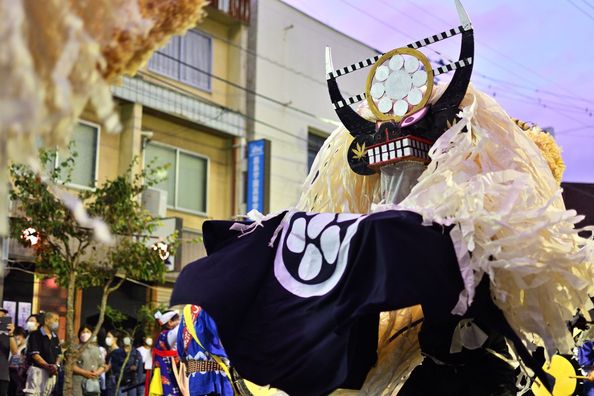 綾織しし踊り